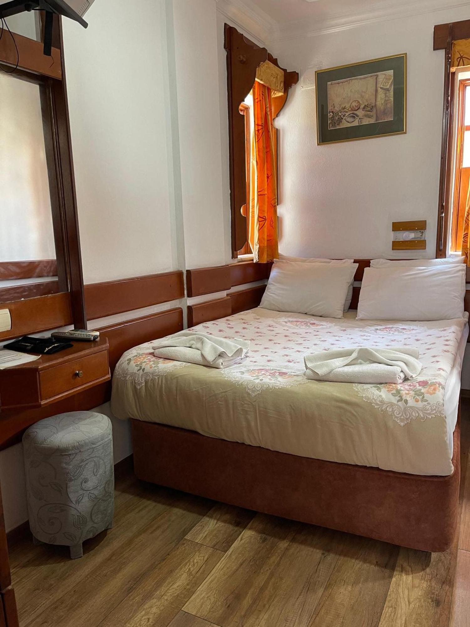 Hotel Karyatit Kaleici Анталья Экстерьер фото