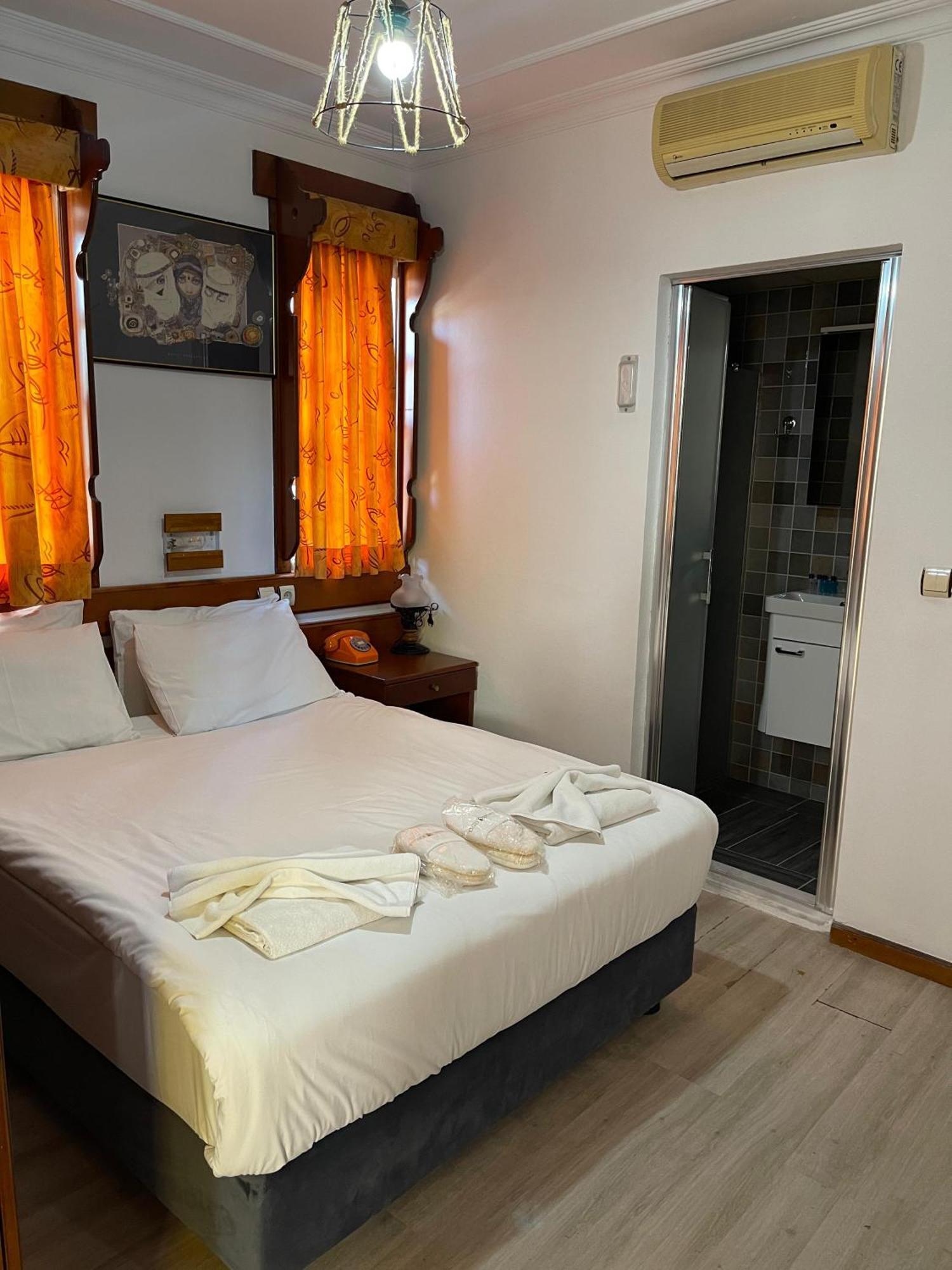 Hotel Karyatit Kaleici Анталья Экстерьер фото
