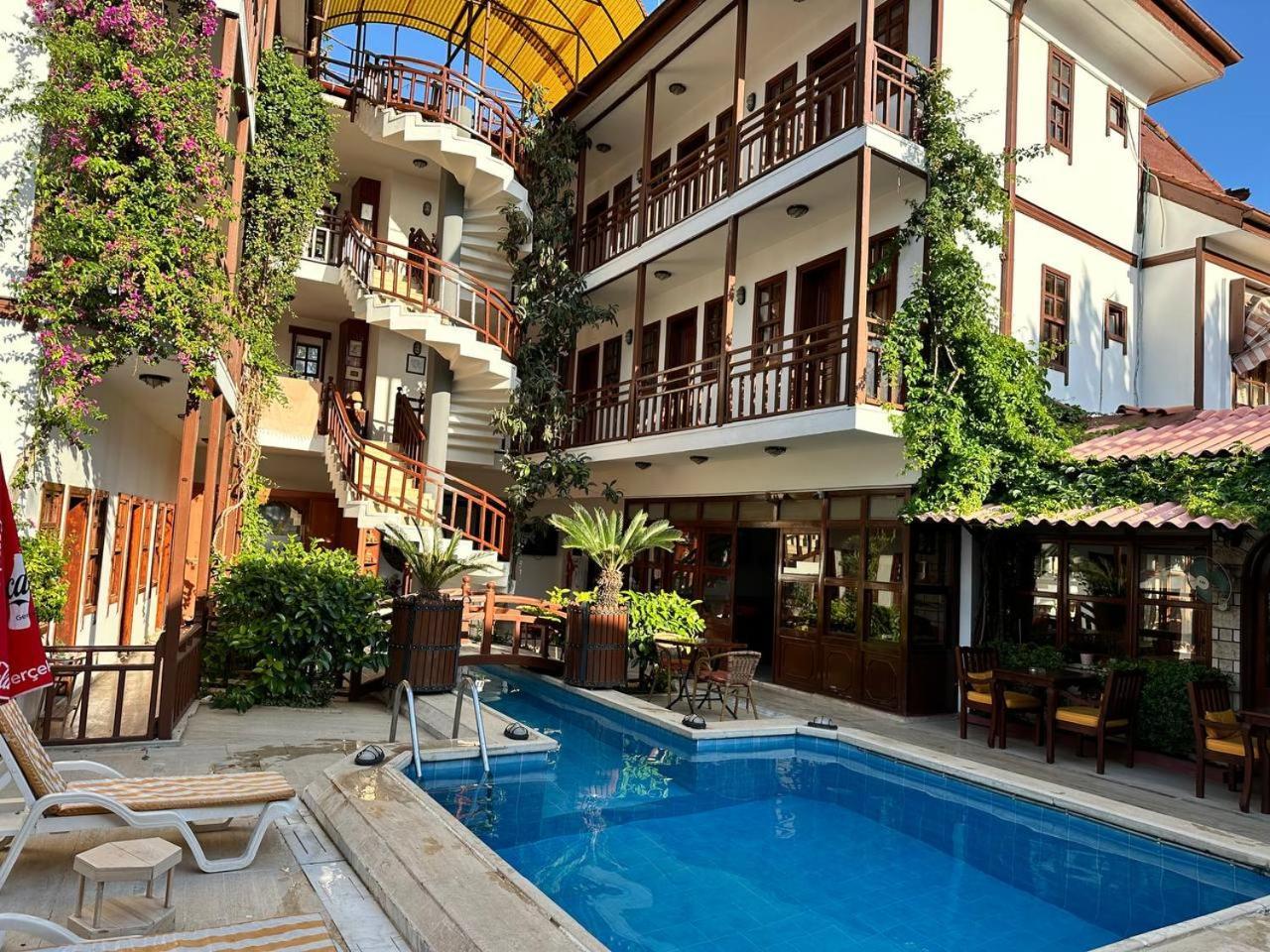 Hotel Karyatit Kaleici Анталья Экстерьер фото