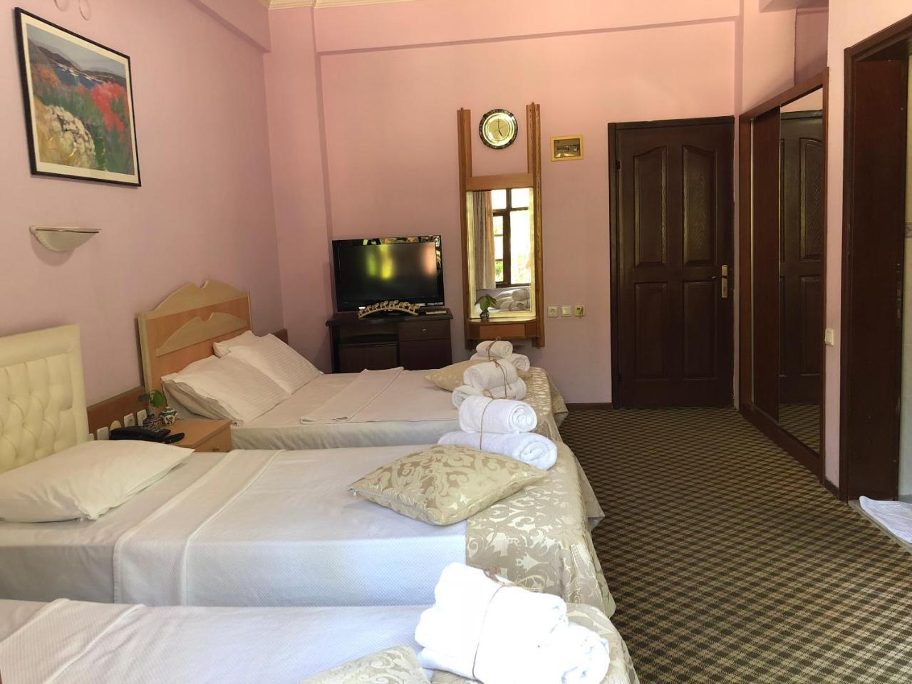 Hotel Karyatit Kaleici Анталья Экстерьер фото