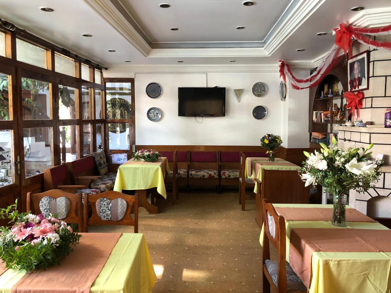 Hotel Karyatit Kaleici Анталья Экстерьер фото